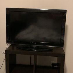 Toshiba TV 42”