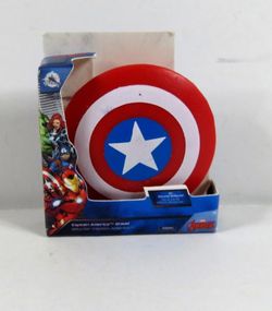 Zuru 5 Surprise Mini Brands Disney Advent Calendar Captain America Shield Figure