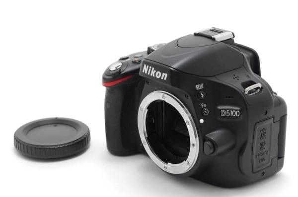 Nikon D5100 + Nikkor F 1.8 35mm prime lens - $325 (Issaquah)
