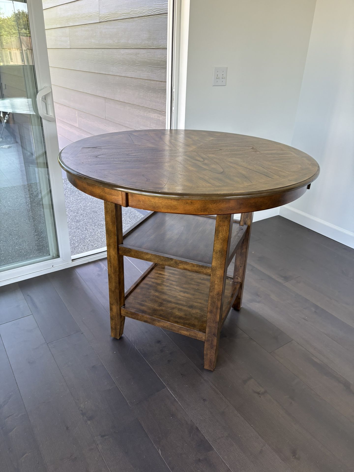 Dinning Table & Chairs