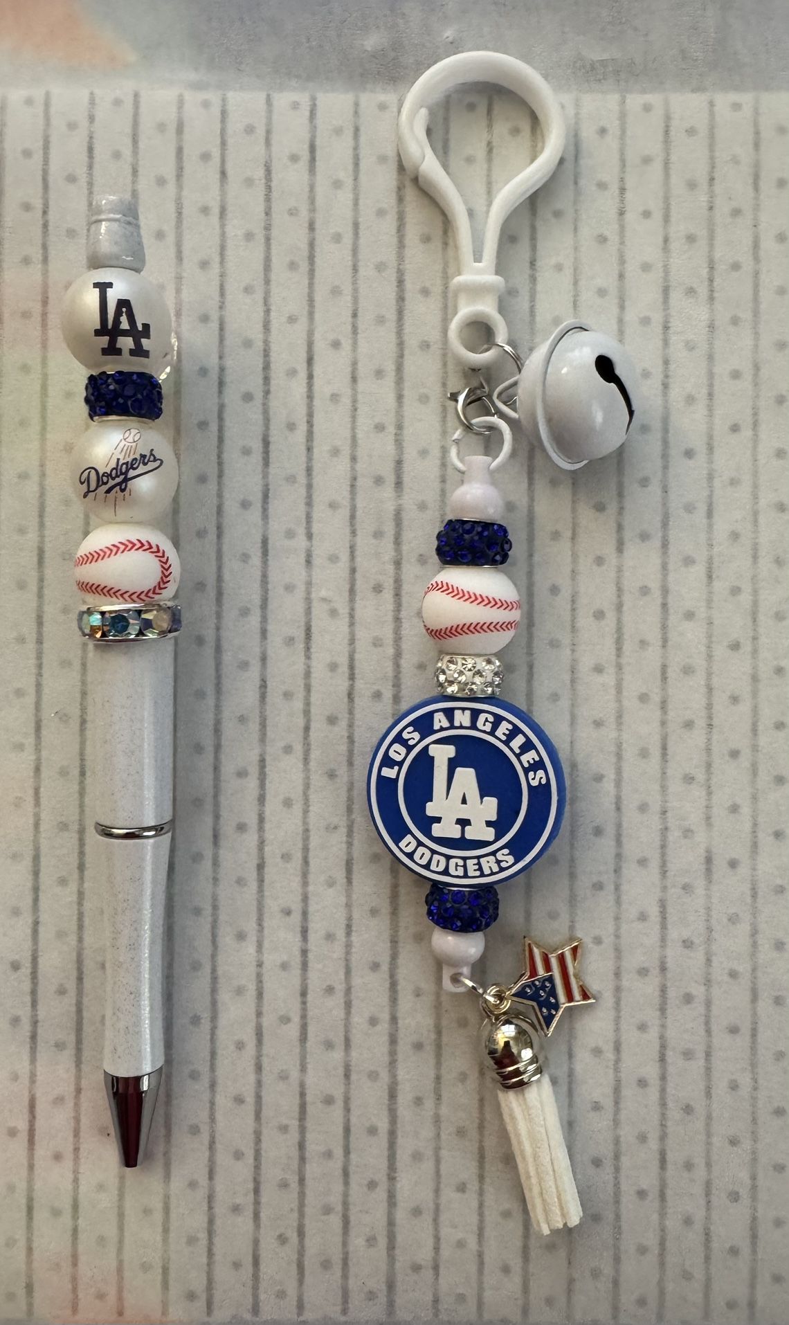 Dodgers Gift *Special 2 Or More Price* Beaded Pen And Jingle Bell Keychain/Purse Charm Set