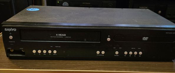 Sanyo VHS/DVD combo (READ DESCRIPTION)