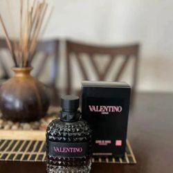 Valentino Uomo Born In Roma Intense For Men 3.4oz 