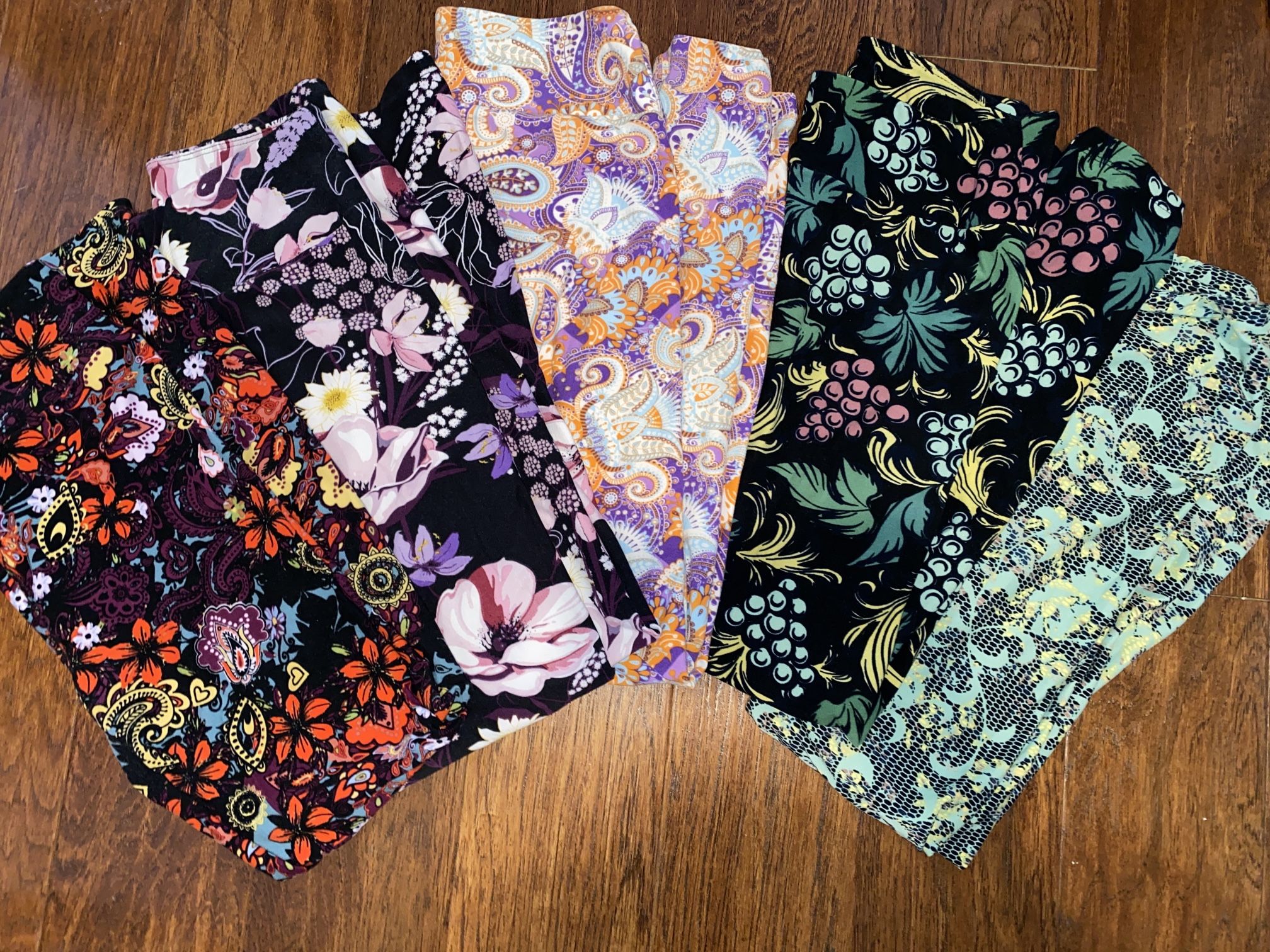 Used Lularoe Women’s Pants Leggings One Size OS