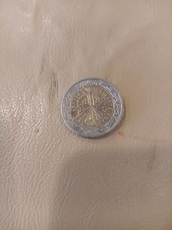 2 Euro Coin