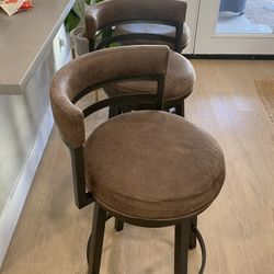3 Barstools Por 300 Y 2 Burós Por 300