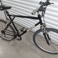 Mens Mountain Bike