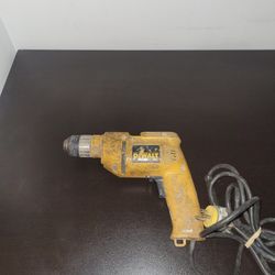 Dewalt Corded 3/8" VSR Drill