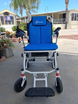 Electric wheelchair