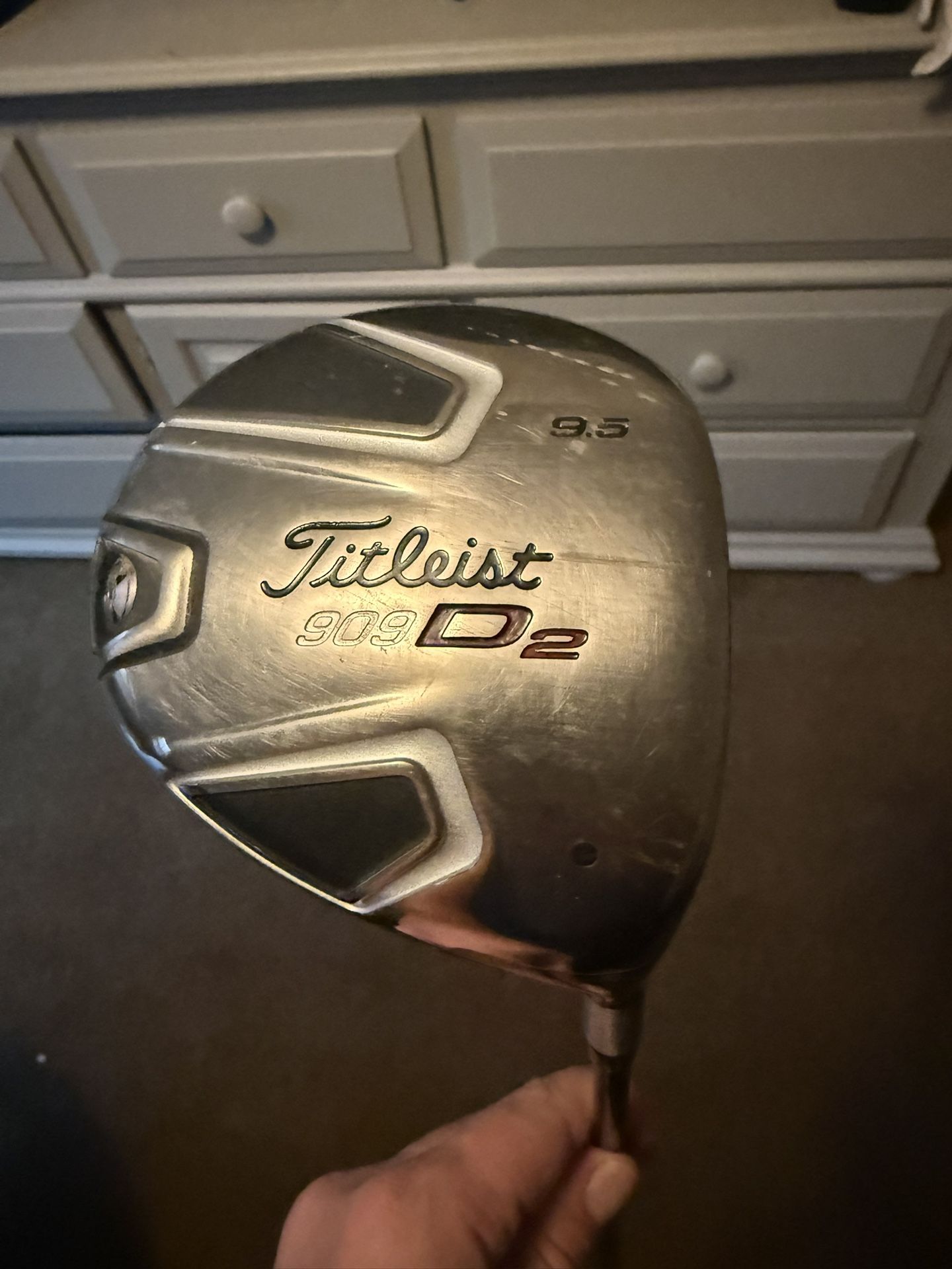 Titleist 909 D2 Driver (RH-Stiff)