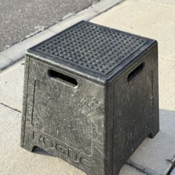 Rogue CrossFit Fitness Box Plyo Box Jumping