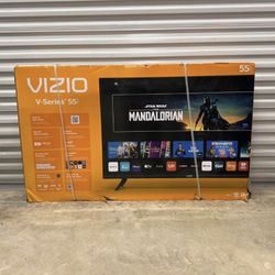 Hd395 55” Vizio smart 4k led Uhd tv floor model