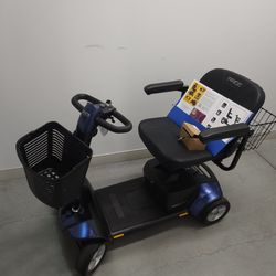Pride Mobility 4 Wheel electric mobility scooter
