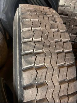 295/75/22.5 drive tires