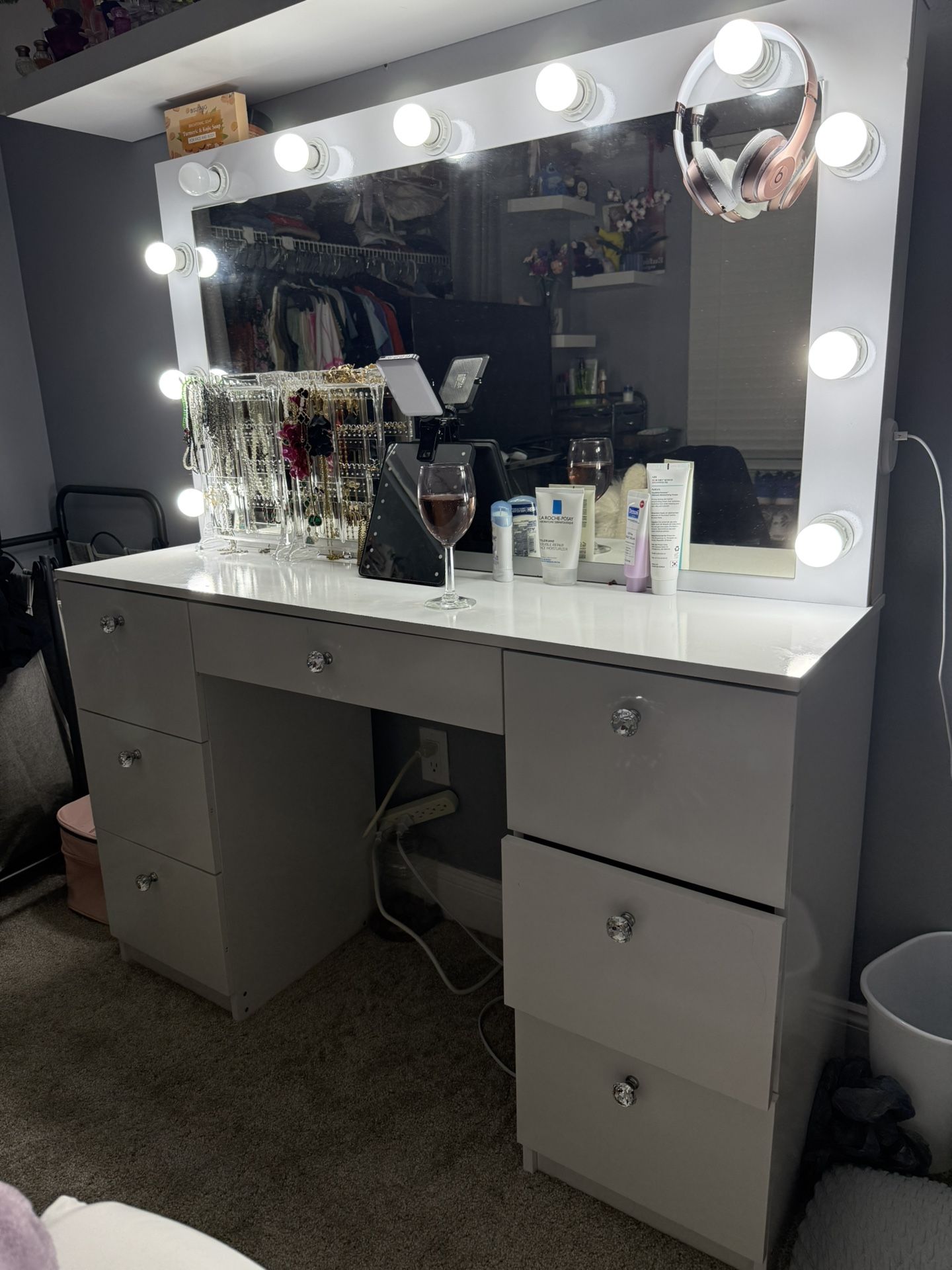 Vanity