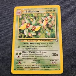 Bellossom 3/111 2000 Holo Pokémon Card Neo Genesis NICE!