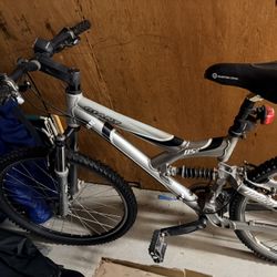 Mountain Bike 