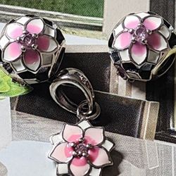 Pandora Dahlia Flower Charm Set