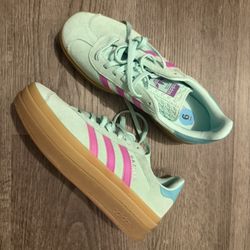 Adidas Gazelle Grade School Size 6 Or Women 7.5