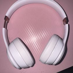 Beats Solo 4