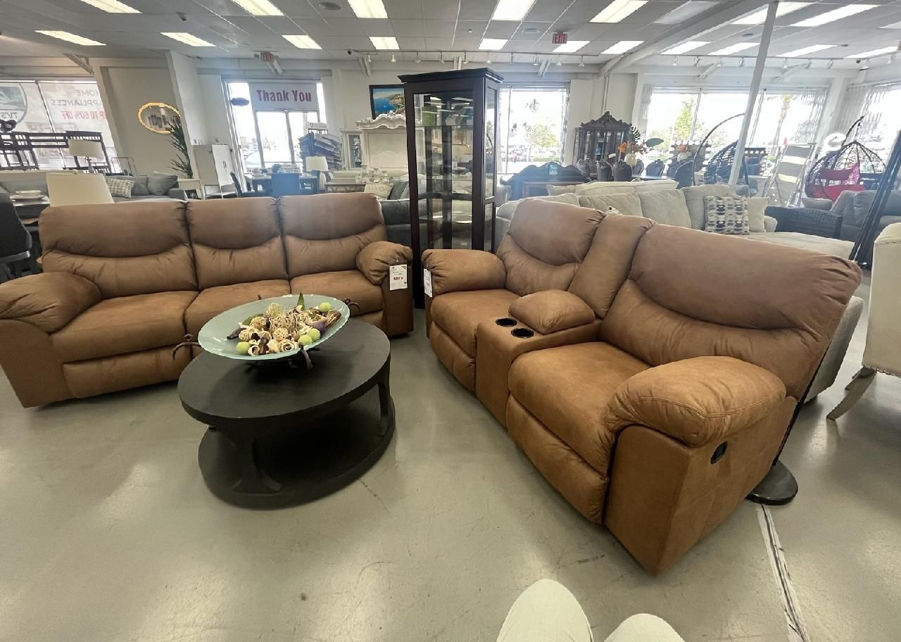 SOFA SET MANUAL RECLINER REG PRICE 1599