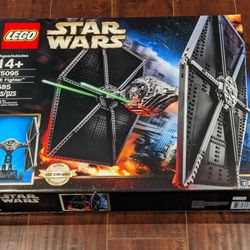 Brand new retired LEGO #75095 Star Wars Tie Fighter