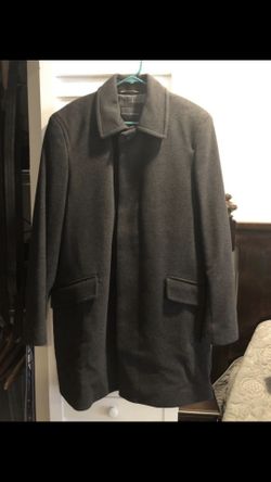 Men's trench coat (medium)