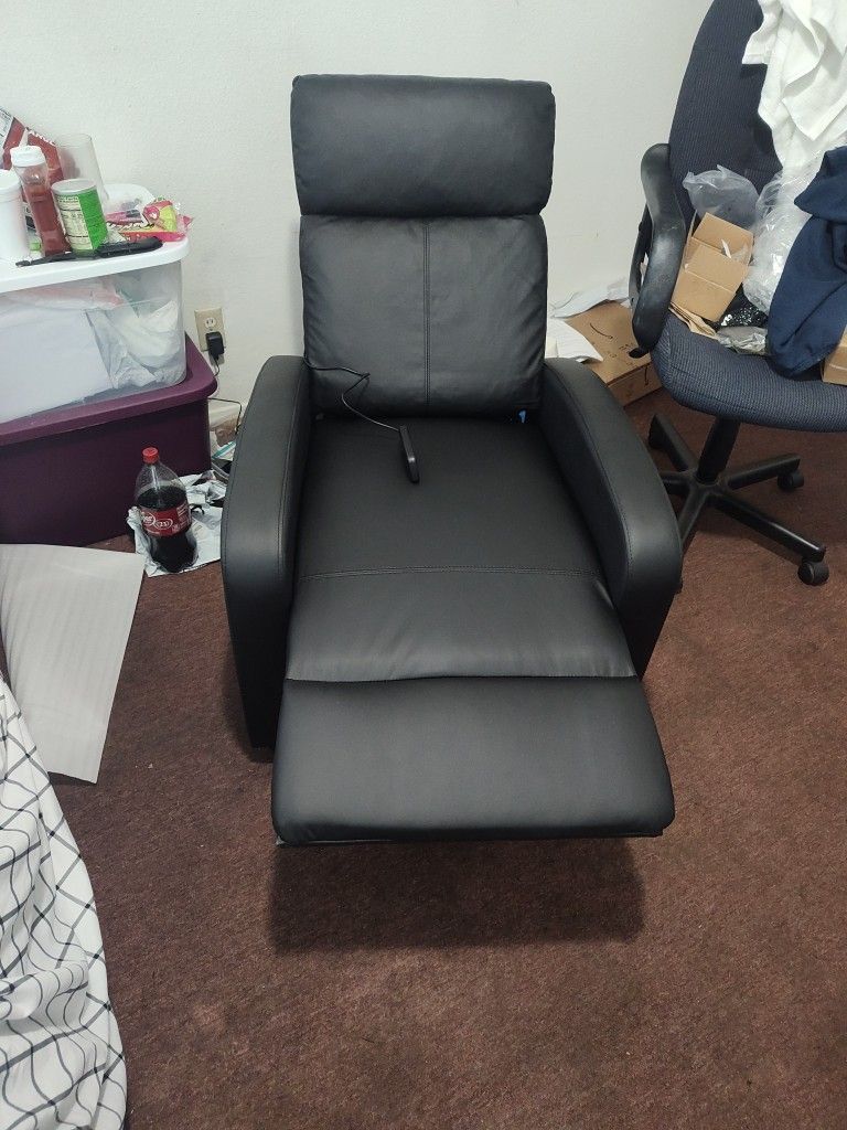 Massaging Recliner chair $60