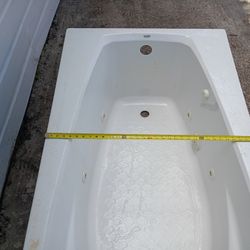 American Standard Jetted  Tub