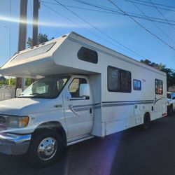 2000 Ford Thor. Four Winds 5000