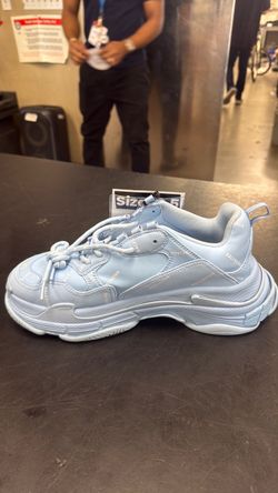 Balenciaga Shoes size 10
