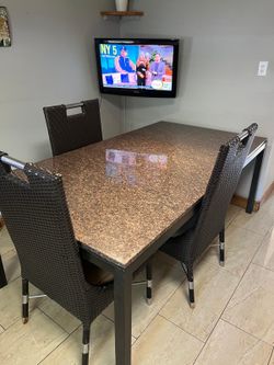 Granite Top Kitchen Table And Chairs 