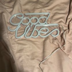 Good Vibes Light