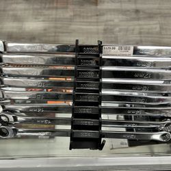 Icon Professional Ratchet Wrench