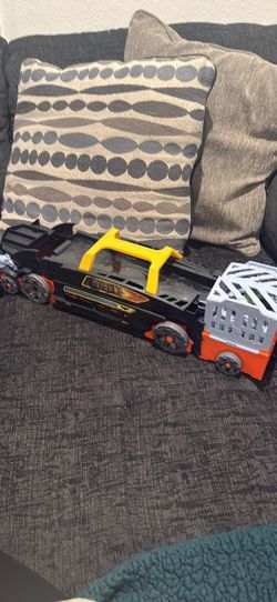 Batman Hot Wheel Hauler 