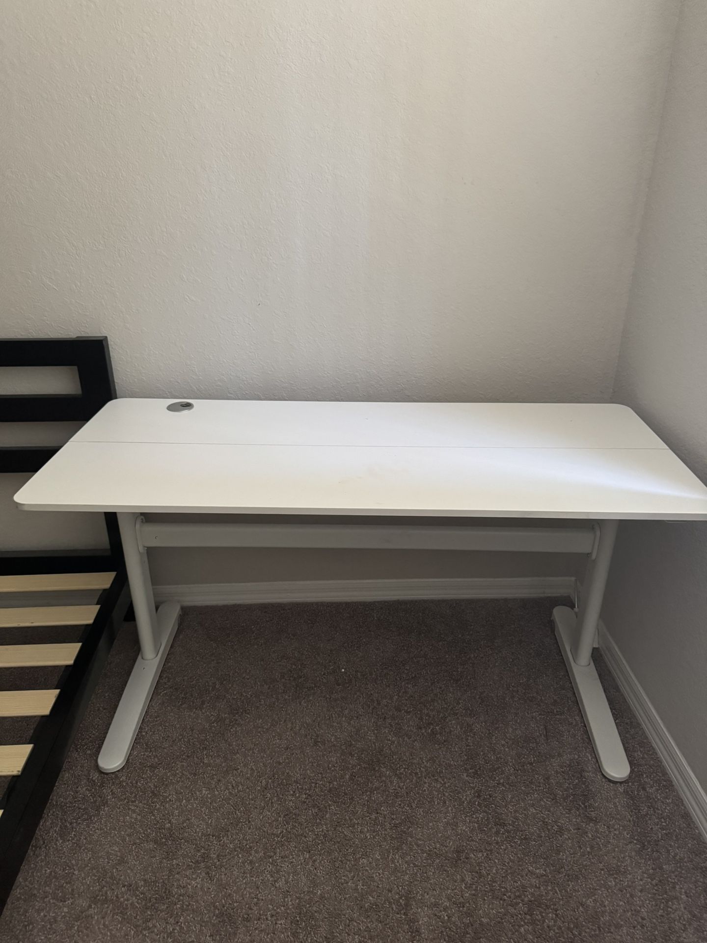 White Desk