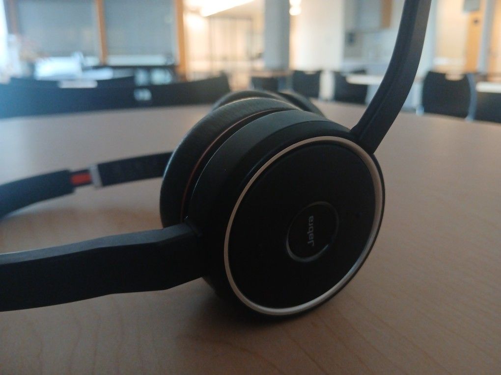 Jabra Evolve 75 Bluetooth Headphones W/ Mic.