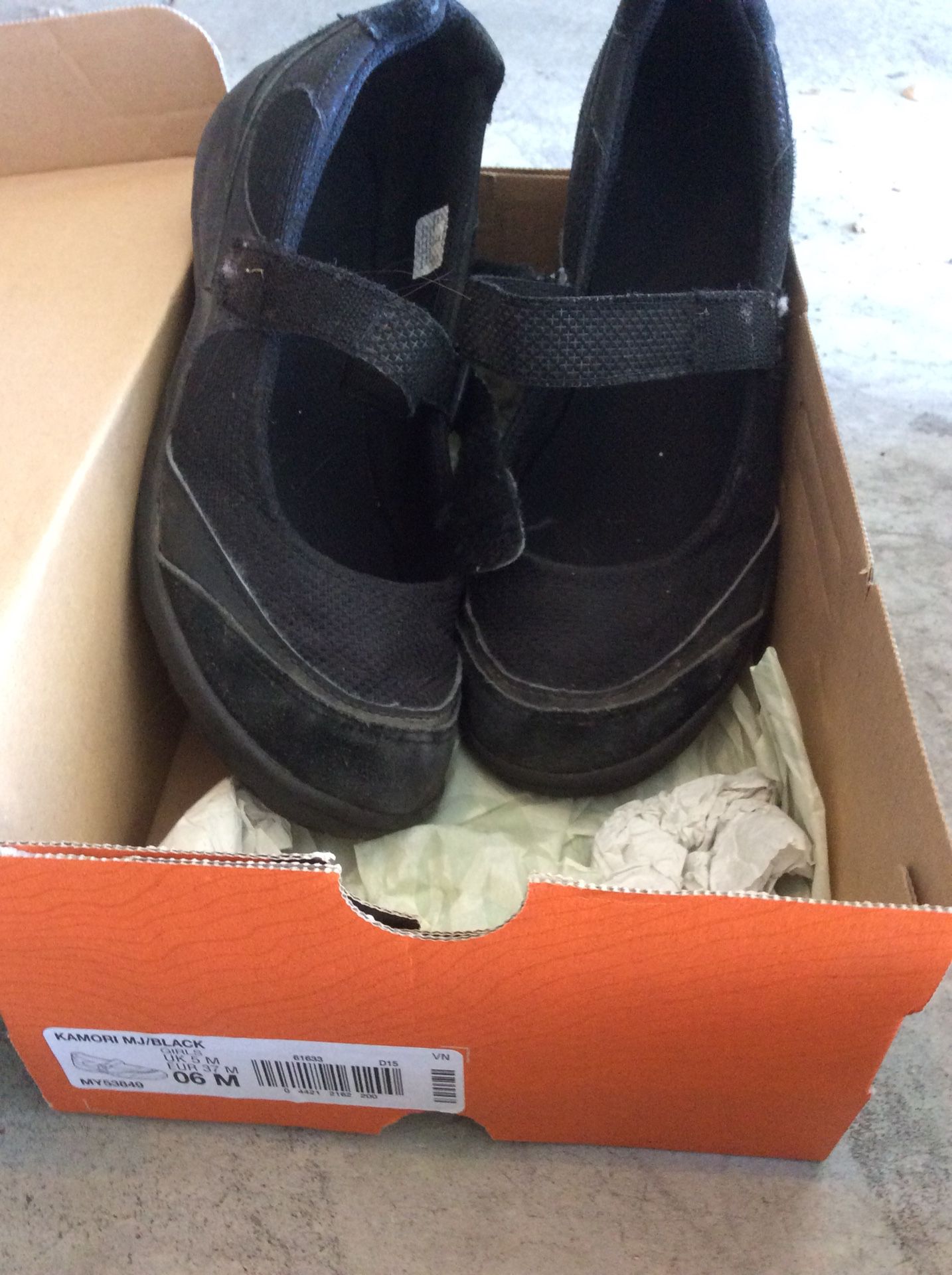Merrell Kamori Suede Mary Janes Size Youth/Big Kid 6M or Womens 8M for La Mirada, CA - OfferUp
