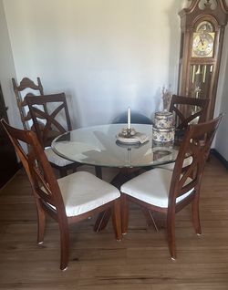 Dining Table With 4 Chairs