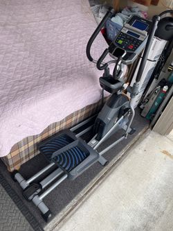 Elliptical Machine, Nautilus E616