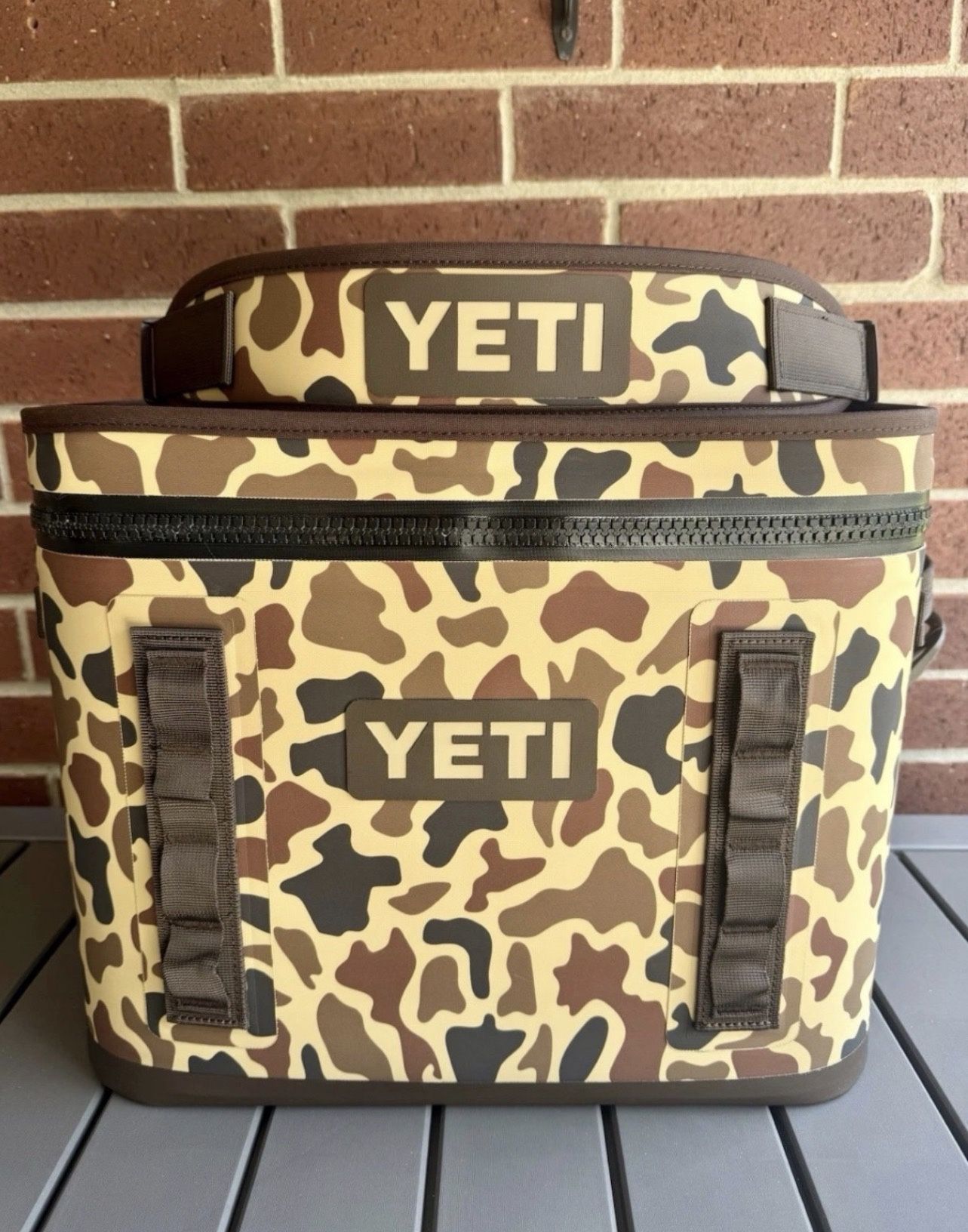 YETI Hopper 18 Flip Soft Cooler, Wetlands Camo NEW