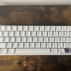 Razor Huntsman Mini Tactile Clicky Keyboard (with Cable)