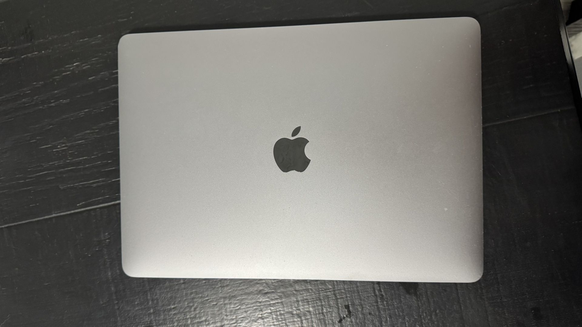 MacBook Pro 2019 13.3”