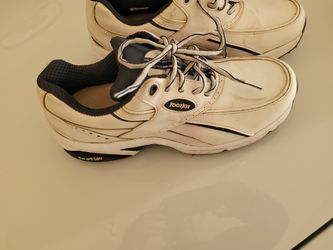 Lovejoy Golf Shoes Size 8