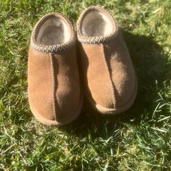 Ugg Slippers