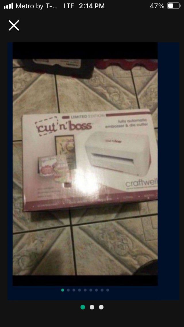 Craftwell CutNBoss Die-Cutting Machine with Goody Bag