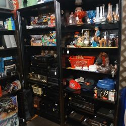 Vintage Clothing, Antiques, Glassware, Furniture, Toys, Christmas 
