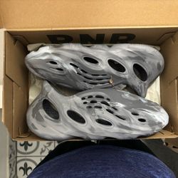 Ds Adidas Yeezy Mx Granite Foam Runner Size 7