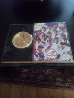 2004 NY Yankees quartz wall plaque clock