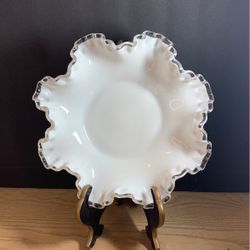 Fenton Silver Crest, Spanish Lace Bowl 10“ X 3“ L5